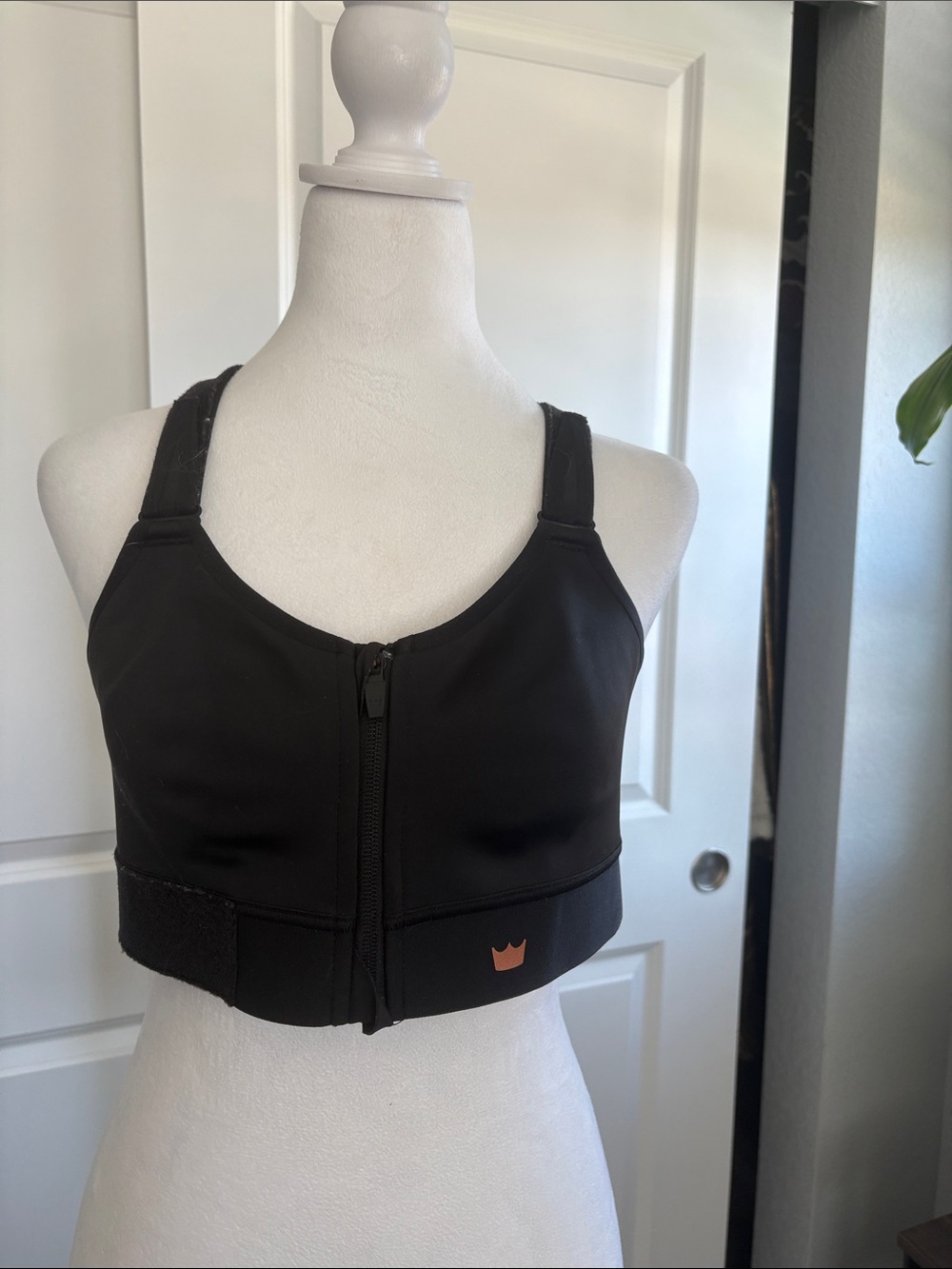 SHEFIT Black Front-Zip High Support Sports Bra Never Worn